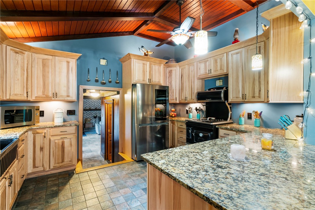 922 Whaley Hollow Road Coventry, RI 02816 - Photo 8 of 46 Kitchen