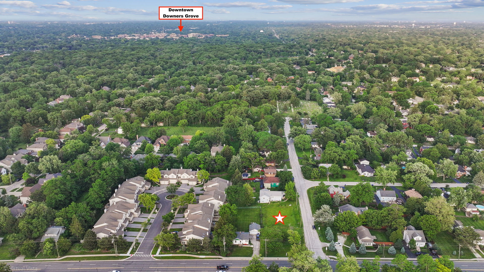 2160 Howard Avenue Downers Grove, IL 60515 - Photo 4 of 6 a view of a city