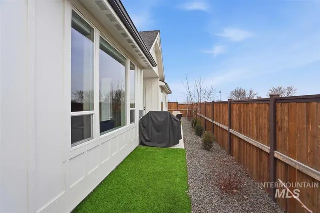 $599,000 | 398 South Big Star Lane, Eagle, ID 83616