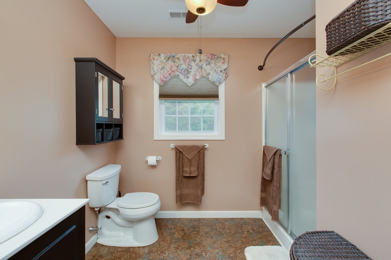 718 Bryant Road Manchester, NH 03109 - Photo 28 of 39