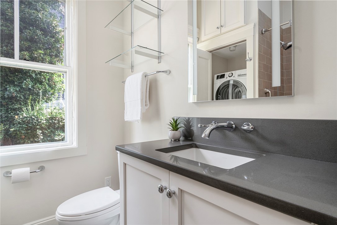 25 Creighton Street Providence, RI 02906 - Photo 27 of 46