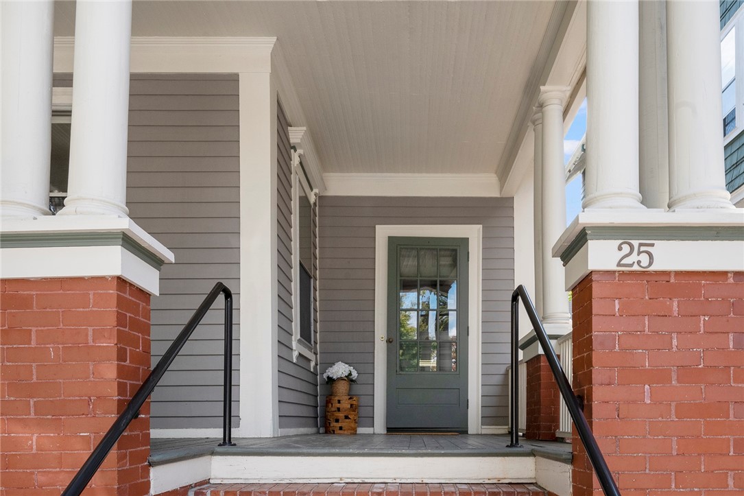 25 Creighton Street Providence, RI 02906 - Photo 3 of 46