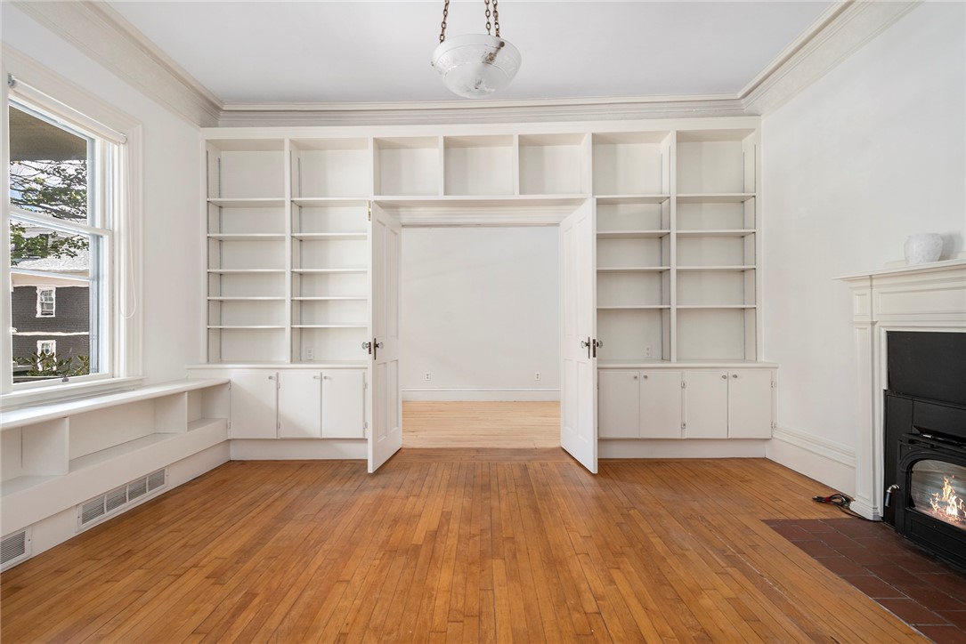 25 Creighton Street Providence, RI 02906 - Photo 7 of 46