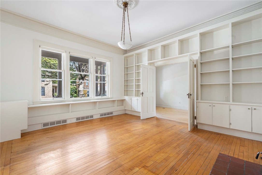 25 Creighton Street Providence, RI 02906 - Photo 10 of 46