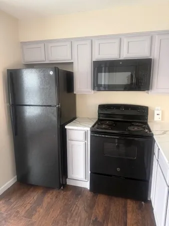 $1,200 | 908 Guadalupe Street, Lockhart, TX 78644