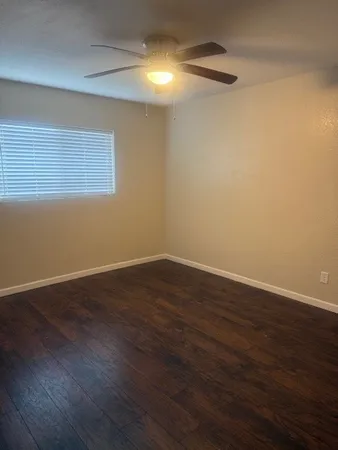 $1,200 | 908 Guadalupe Street, Lockhart, TX 78644