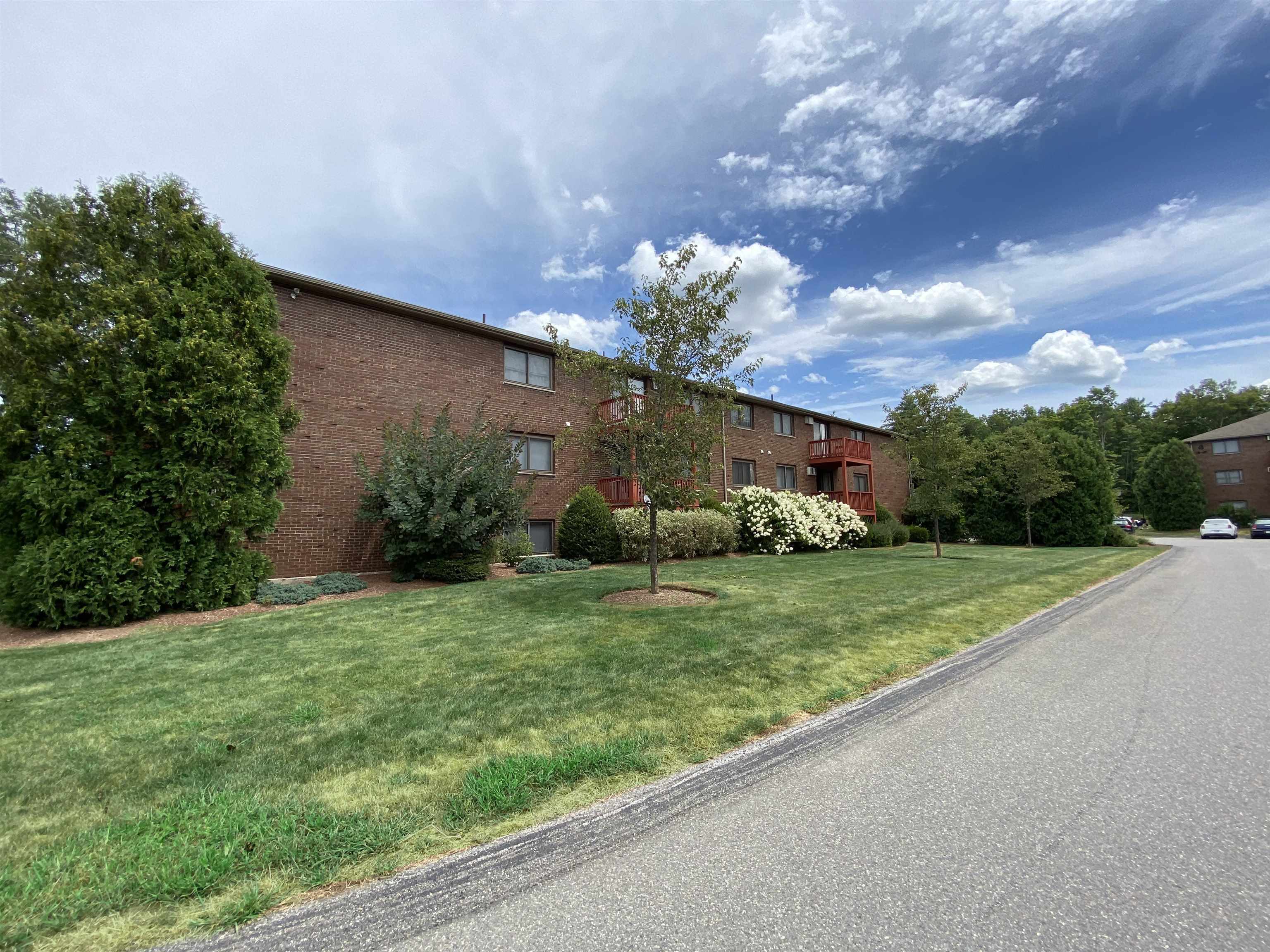 29 Capron Road, Unit 21 Milford, NH 03055 - Photo 18 of 38