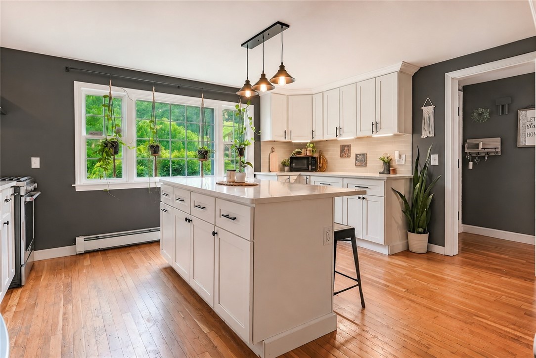 61 Knotty Oak Road Coventry, RI 02816 - Photo 3 of 31