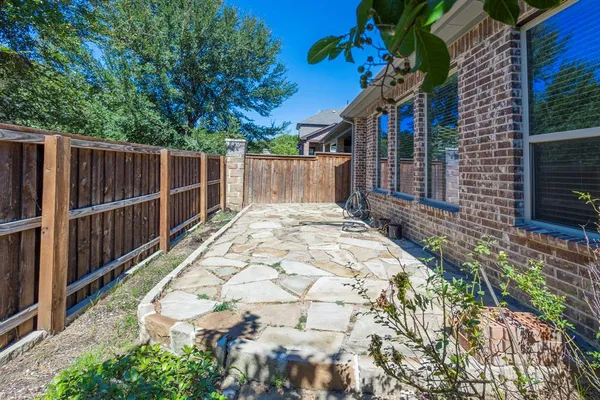 $3,795 | 6337 Saddlebrook Way, Irving, TX 75039