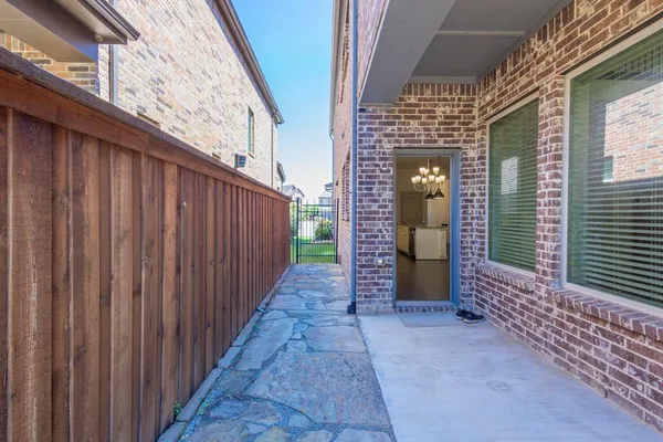 $3,795 | 6337 Saddlebrook Way, Irving, TX 75039
