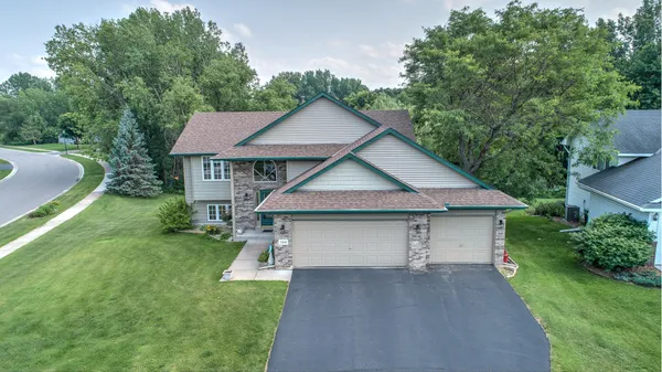 $459,000 | 300 101st Court Northeast, Blaine, MN 55434