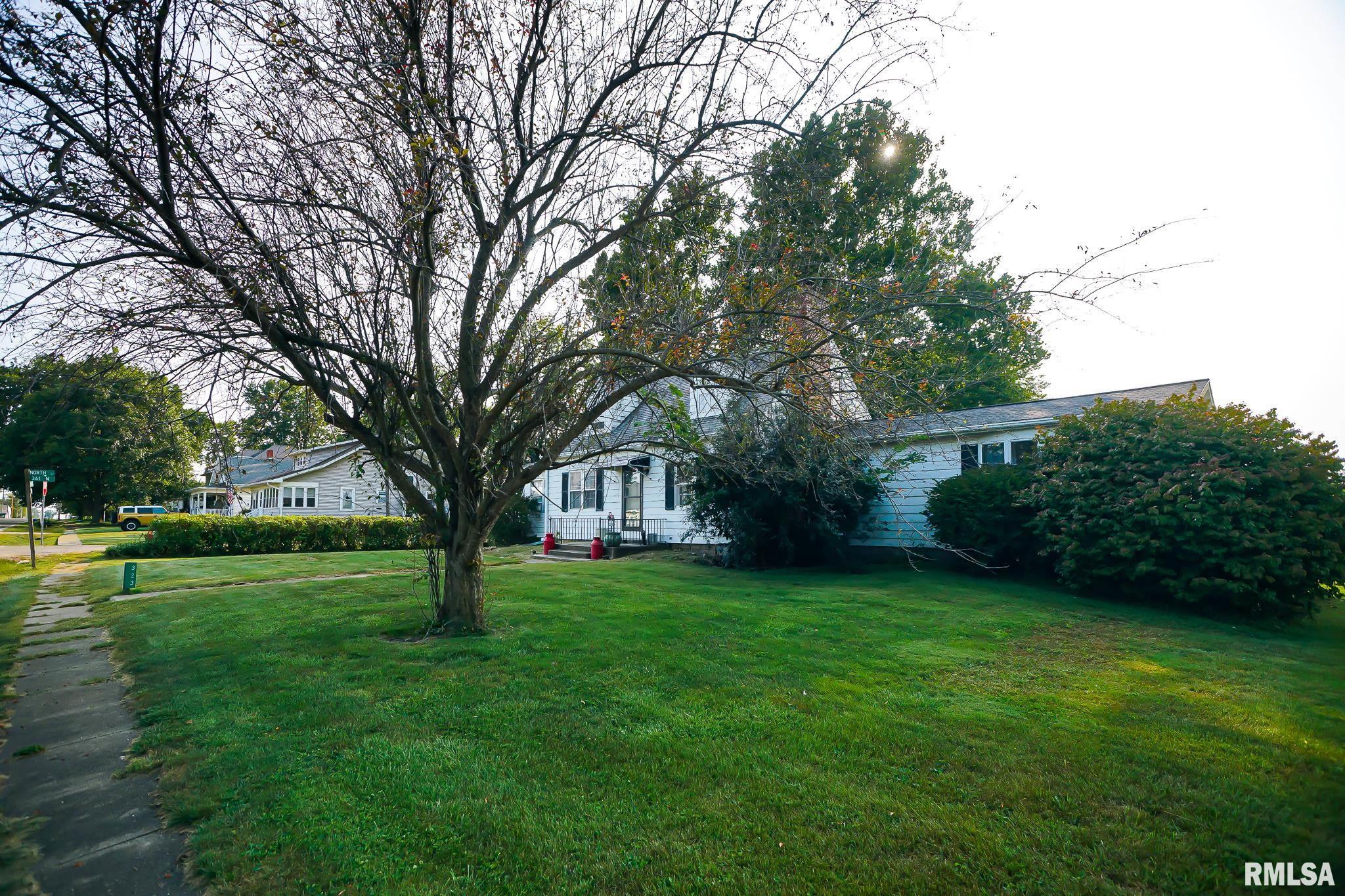 323 North Trivoli Road Trivoli, IL 61569 - Photo 4 of 67