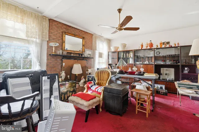 a living room filled with furniture