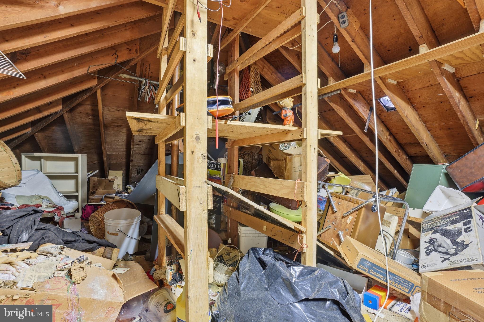 1430 Foxhall Road Northwest Washington, DC 20007 - Photo 32 of 53 a view of walk in closet