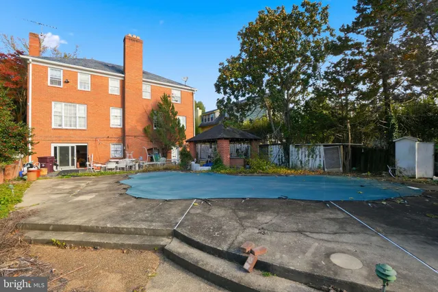 $1,850,000 | 1430 Foxhall Road Northwest, Washington, DC 20007