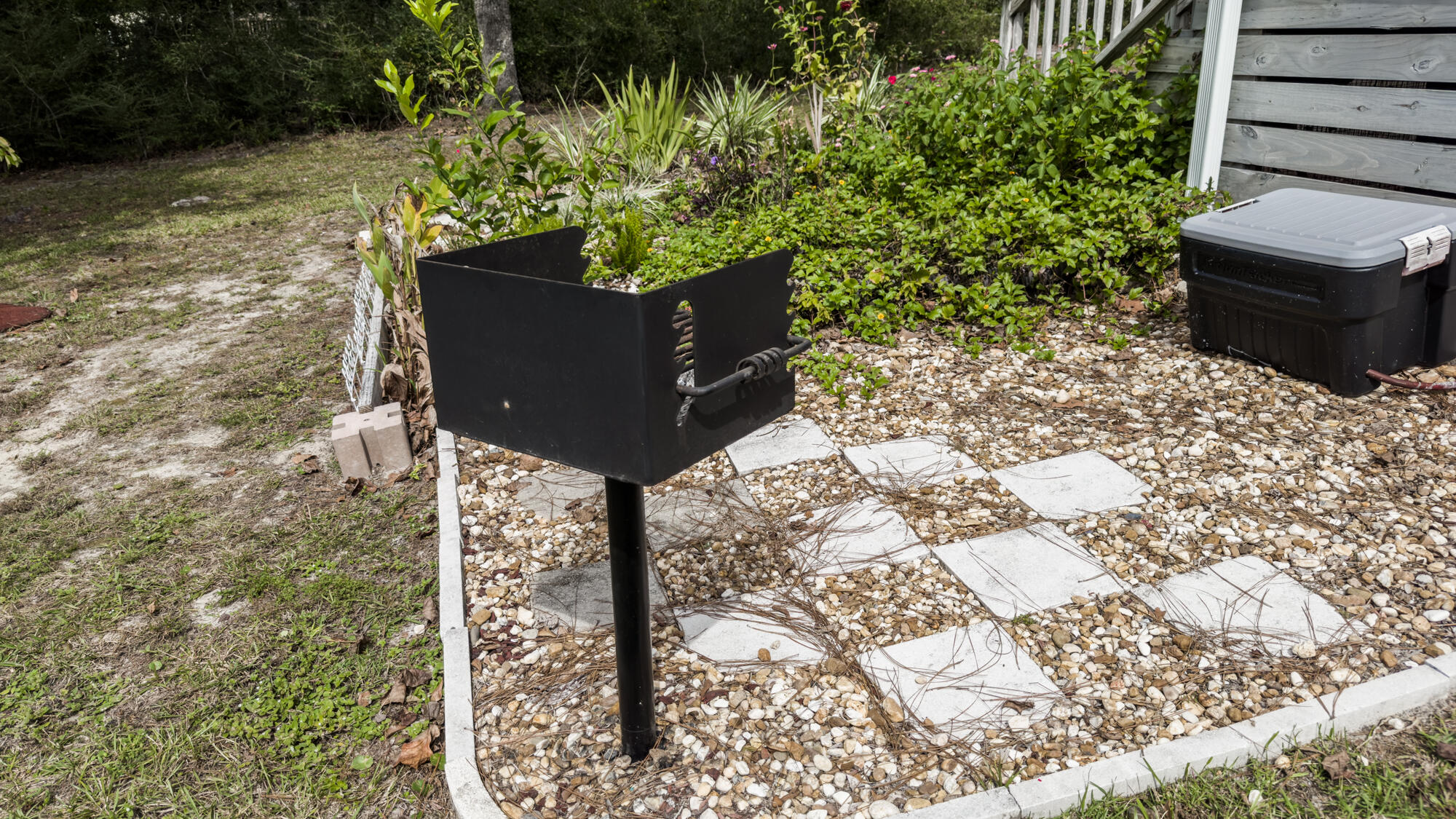125 Red Eye Road DeFuniak Springs, FL 32433 - Photo 45 of 50 a view of a back yard of the house