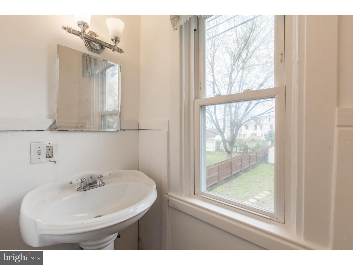 302 Powell Road Springfield, PA 19064 - Photo 20 of 25