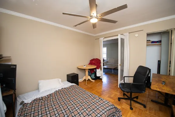 $2,050 | 524 Michigan Avenue, Unit 1S, Evanston, IL 60202