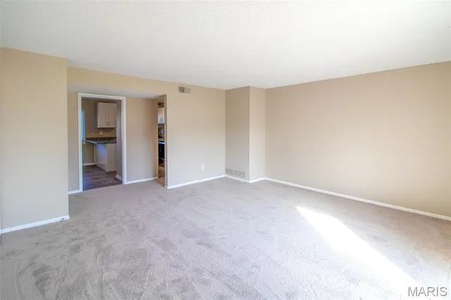 $139,900 | 78 Lemans Court, Unit 78, Lake St. Louis, MO 63367