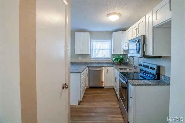 $139,900 | 78 Lemans Court, Unit 78, Lake St. Louis, MO 63367