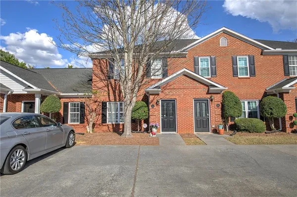 $268,000 | 618 Manor Way, Cartersville, GA 30120