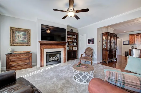 $268,000 | 618 Manor Way, Cartersville, GA 30120