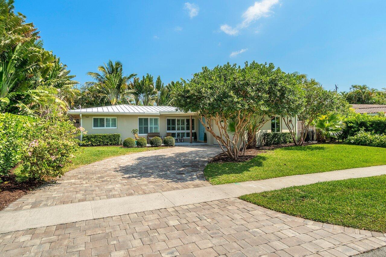 760 Southwest 3rd Street Boca Raton, FL 33486 - Photo 4 of 34 Front 4