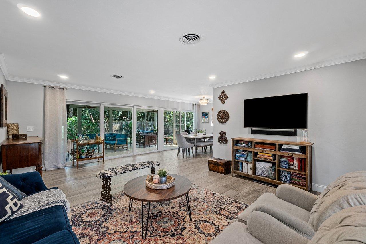 760 Southwest 3rd Street Boca Raton, FL 33486 - Photo 7 of 34 Living Room 2