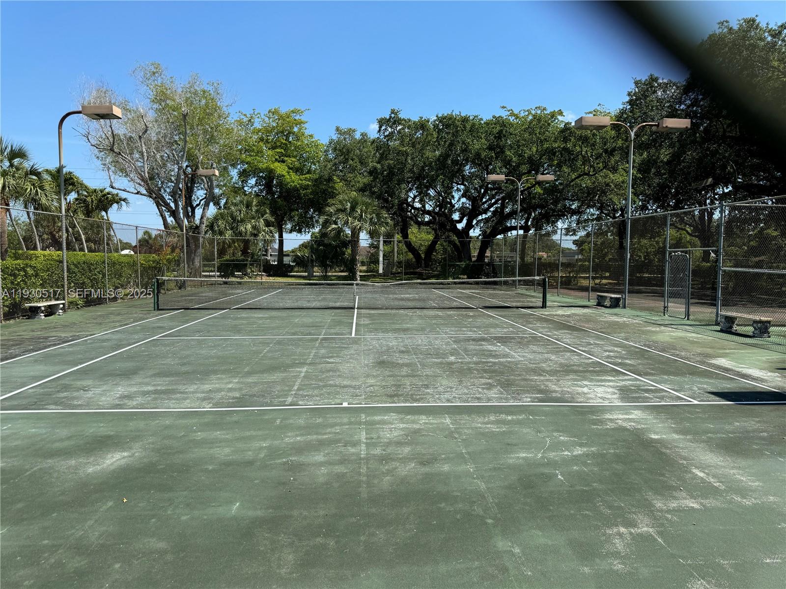 5550 Northwest 44th Street, Unit 414B Lauderhill, FL 33319 - Photo 16 of 17 a view of a basketball court