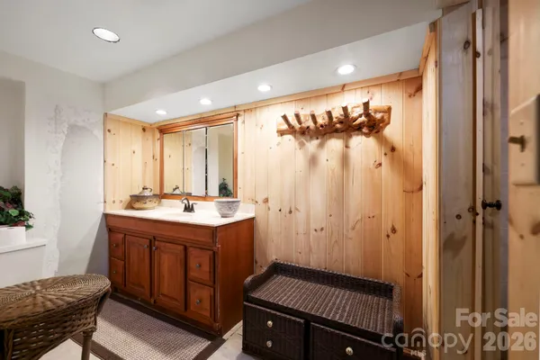 $1,400,000 | 305 Stamey Creek Road, Brevard, NC 28712