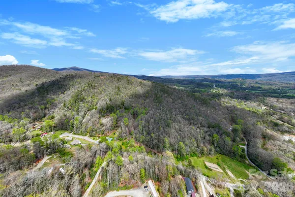 $1,400,000 | 305 Stamey Creek Road, Brevard, NC 28712