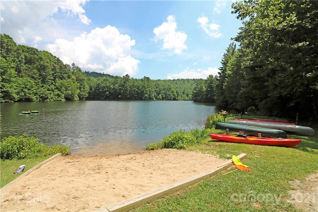 999 Cardinal Road, Unit CH8 Brevard, NC 28712 - Photo 25 of 31 Gallery Image 25