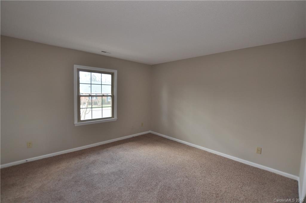 6909 Carmel Road, Unit 6909 Charlotte, NC 28226 - Photo 5 of 8