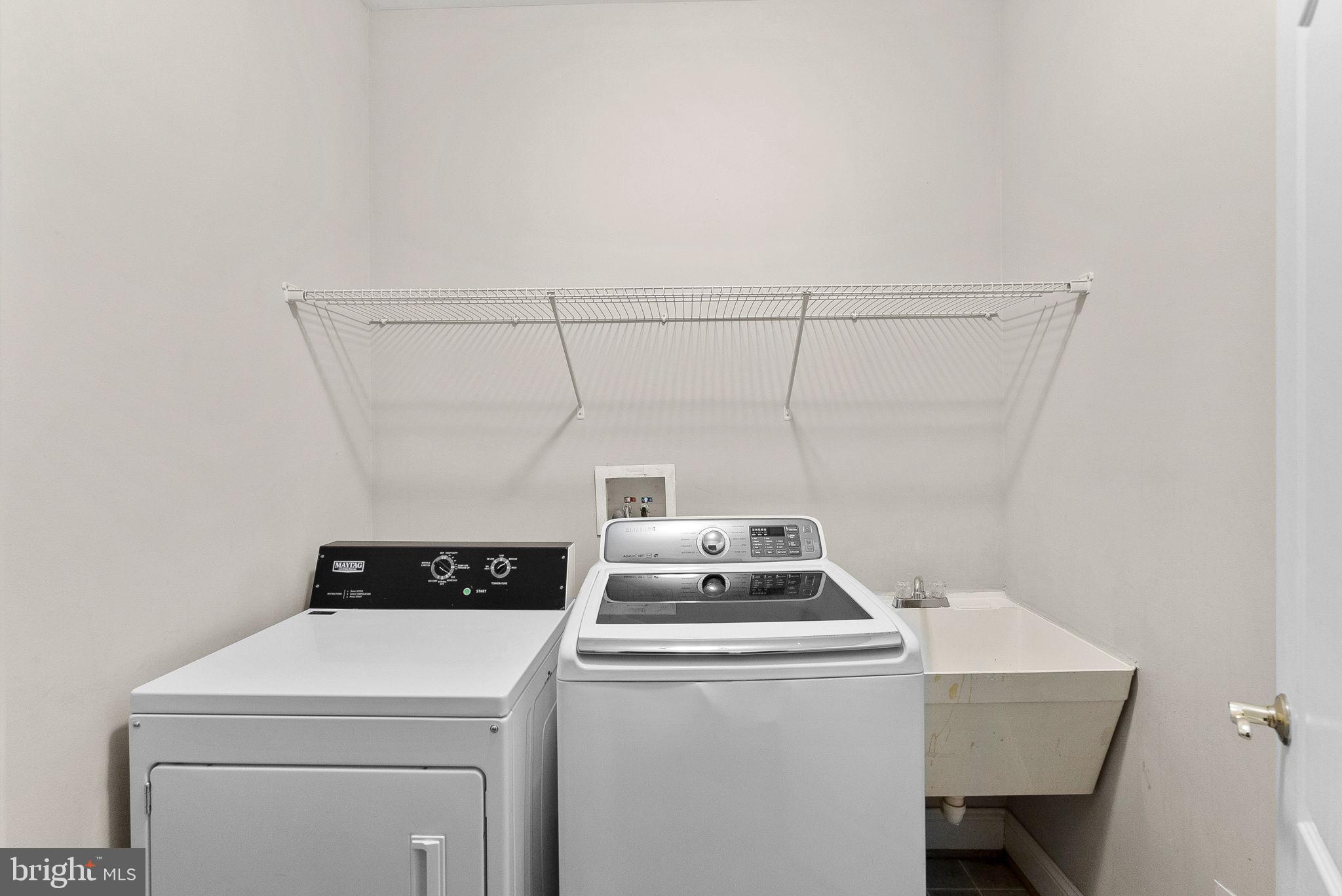20043 Valhalla Square Ashburn, VA 20147 - Photo 20 of 49 Main Level Laundry