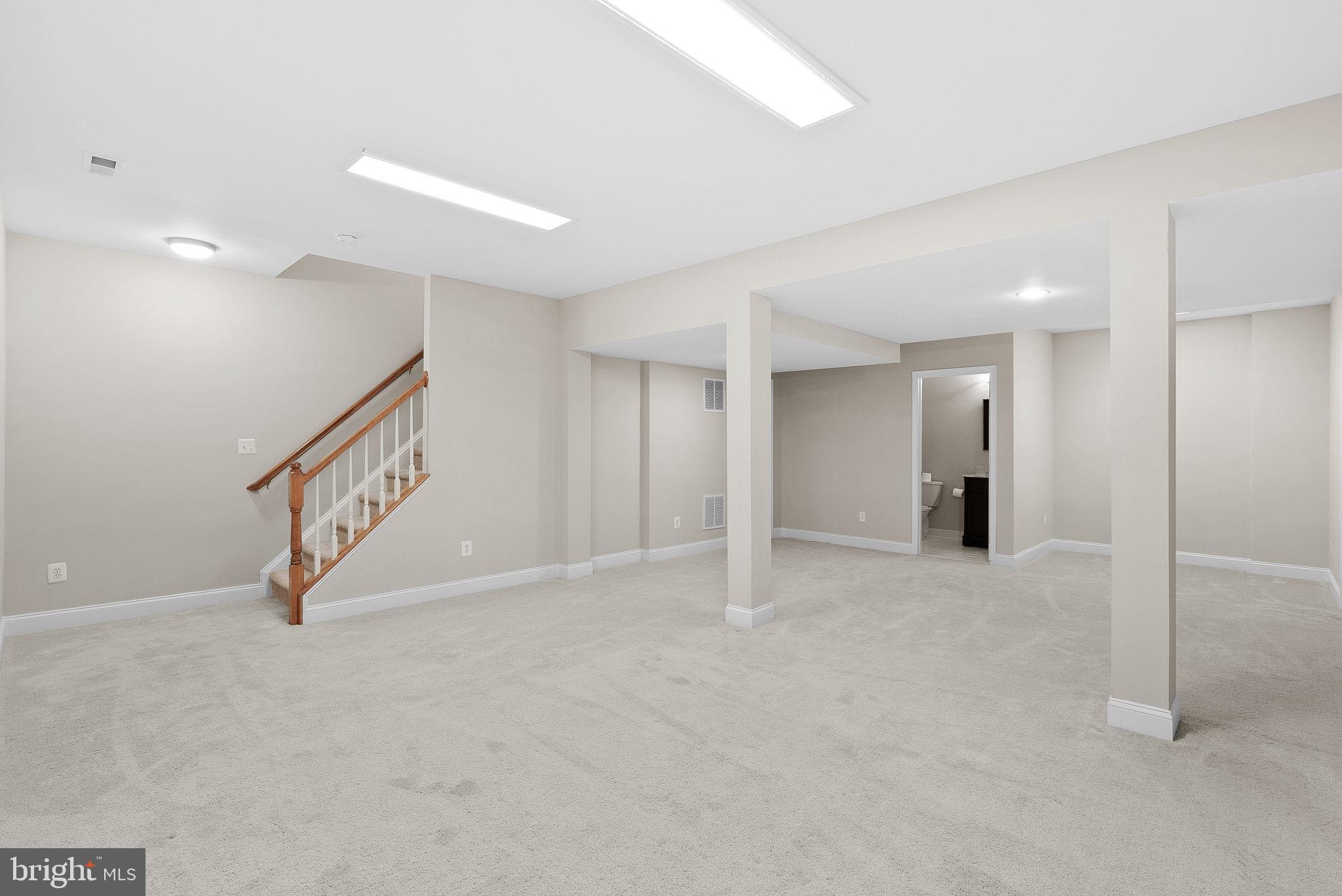 20043 Valhalla Square Ashburn, VA 20147 - Photo 32 of 49