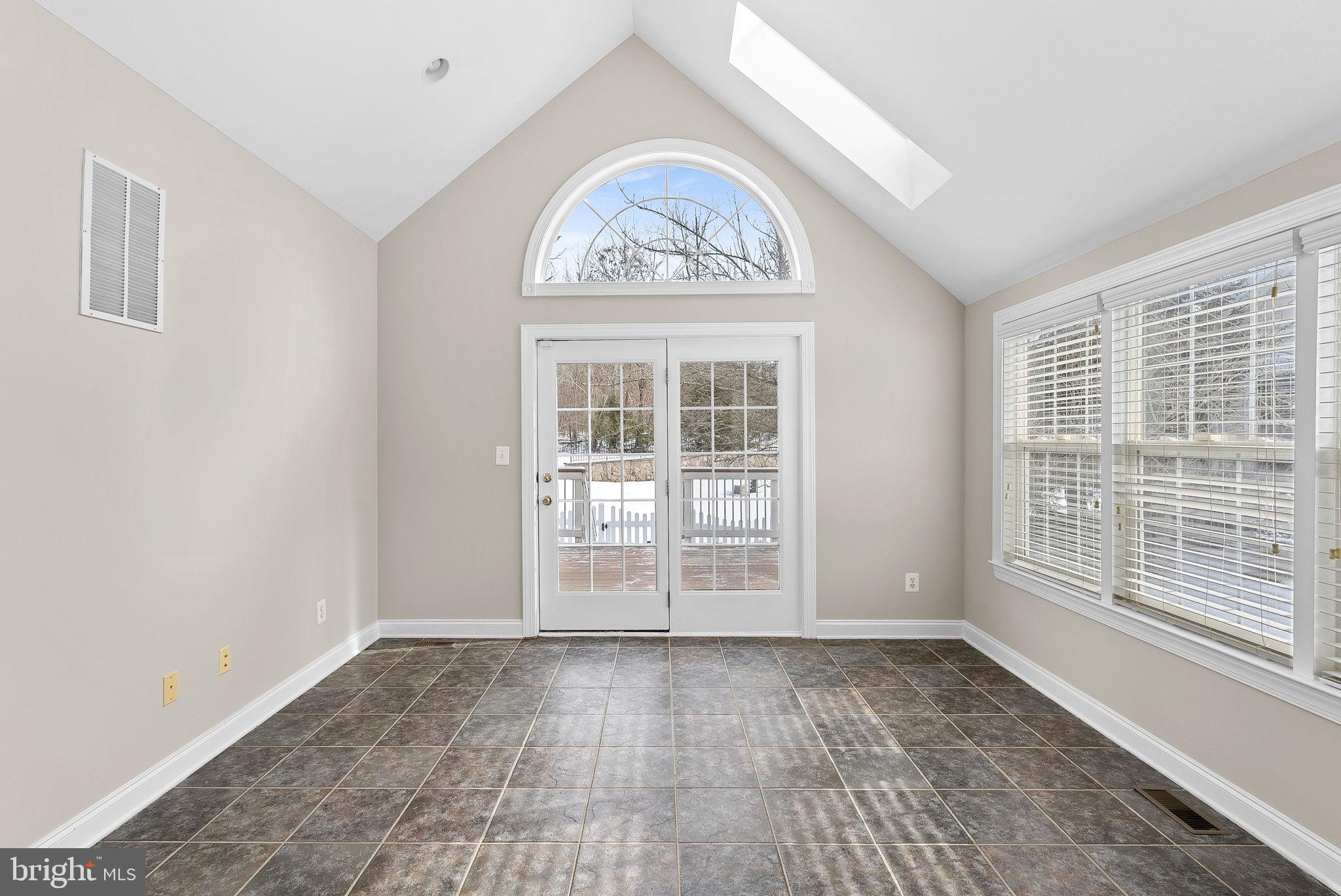 20043 Valhalla Square Ashburn, VA 20147 - Photo 10 of 49