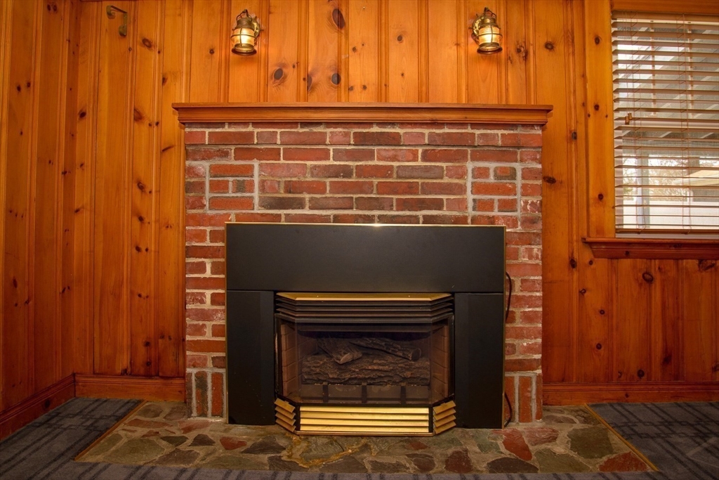 20 Grant Street Wareham, MA 02571 - Photo 5 of 12