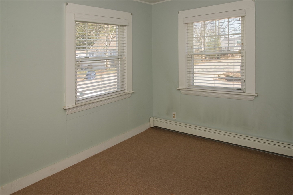 20 Grant Street Wareham, MA 02571 - Photo 9 of 12