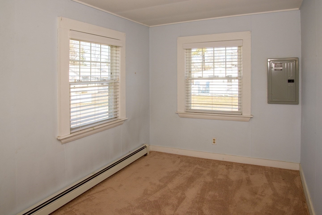 20 Grant Street Wareham, MA 02571 - Photo 10 of 12