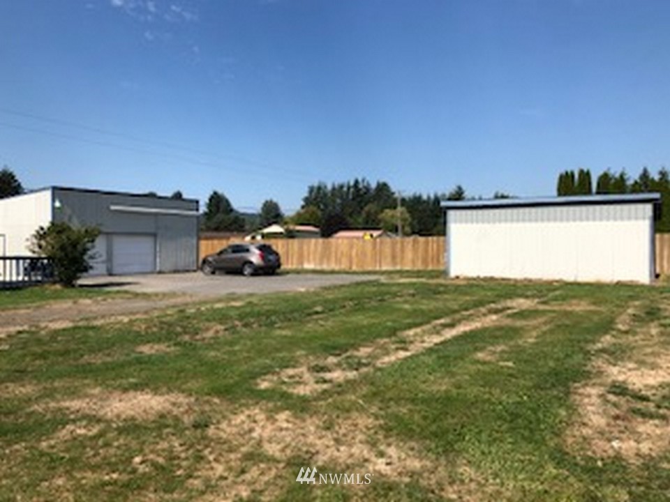 23013 East Jones Road Sedro-Woolley, WA 98284 - Photo 11 of 12 Gallery Image 11
