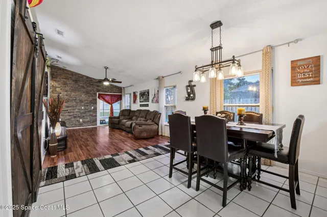 a view of a livingroom and dining room