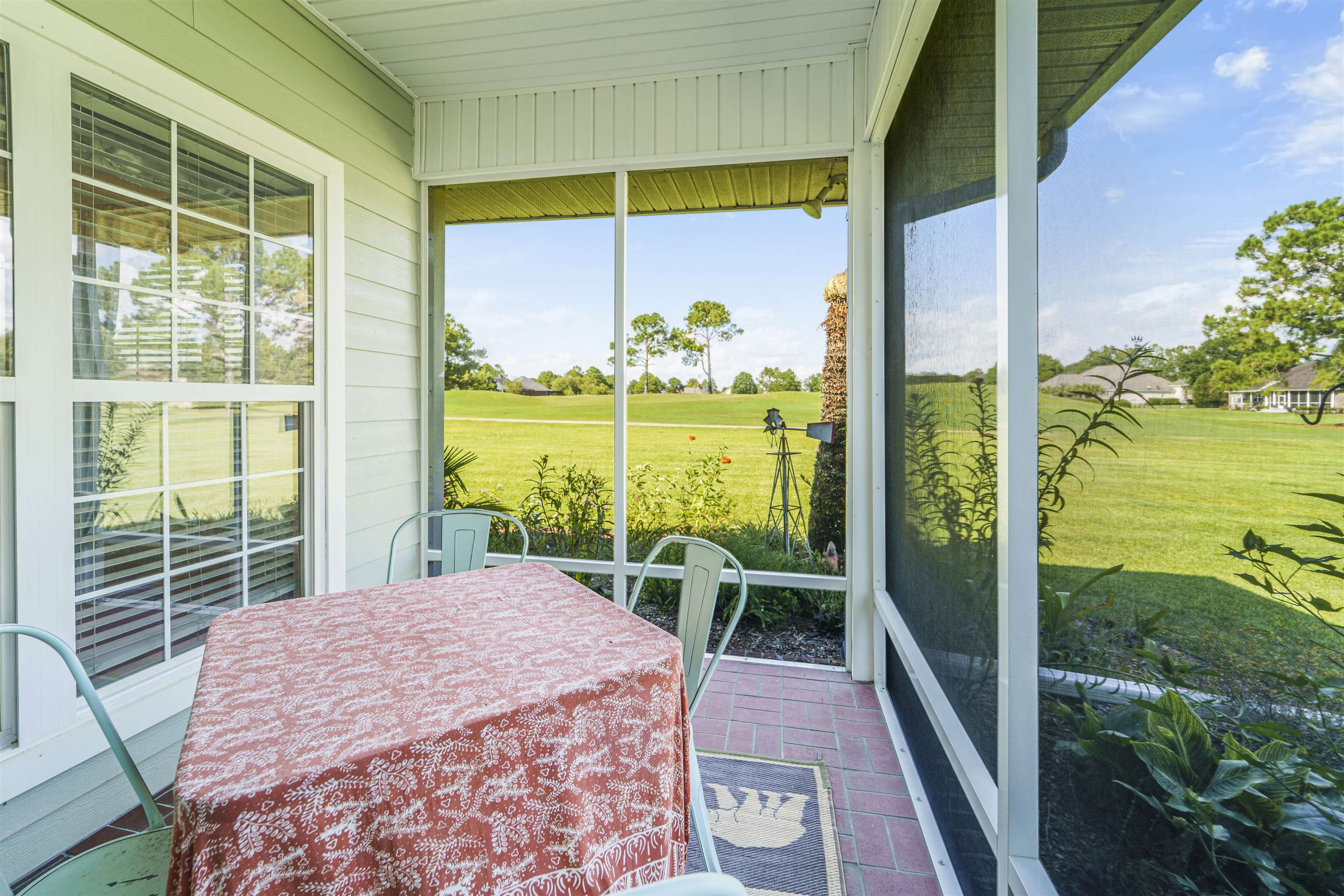 9505 Lakeview Drive Foley, AL 36535 - Photo 33 of 38 Sun Room
