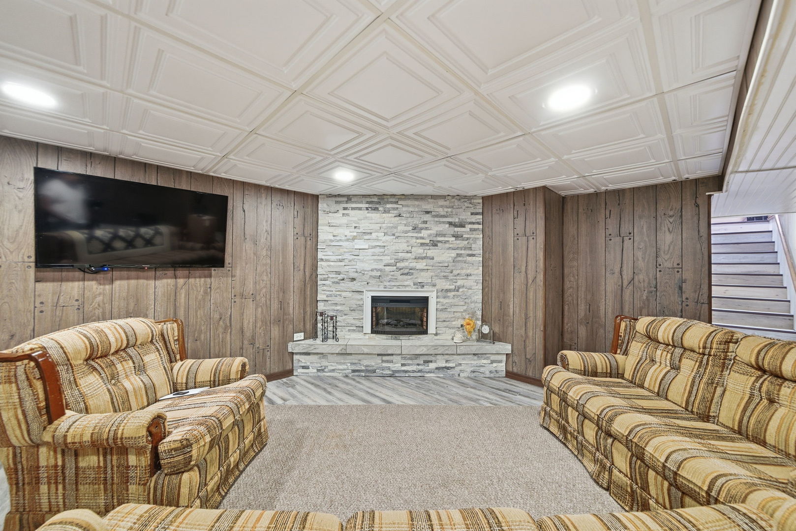 20W545 Moreland Avenue Addison, IL 60101 - Photo 23 of 38