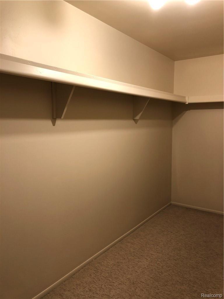 8760 Common Road, Unit 4 Warren, MI 48093 - Photo 21 of 24 Photo Oct 29, 3 15 24 PM.jpg