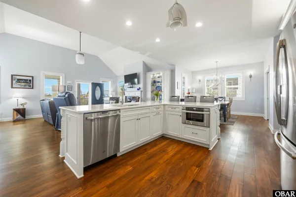 $1,125,000 | 3523 Bay Drive, Kitty Hawk, NC 27949