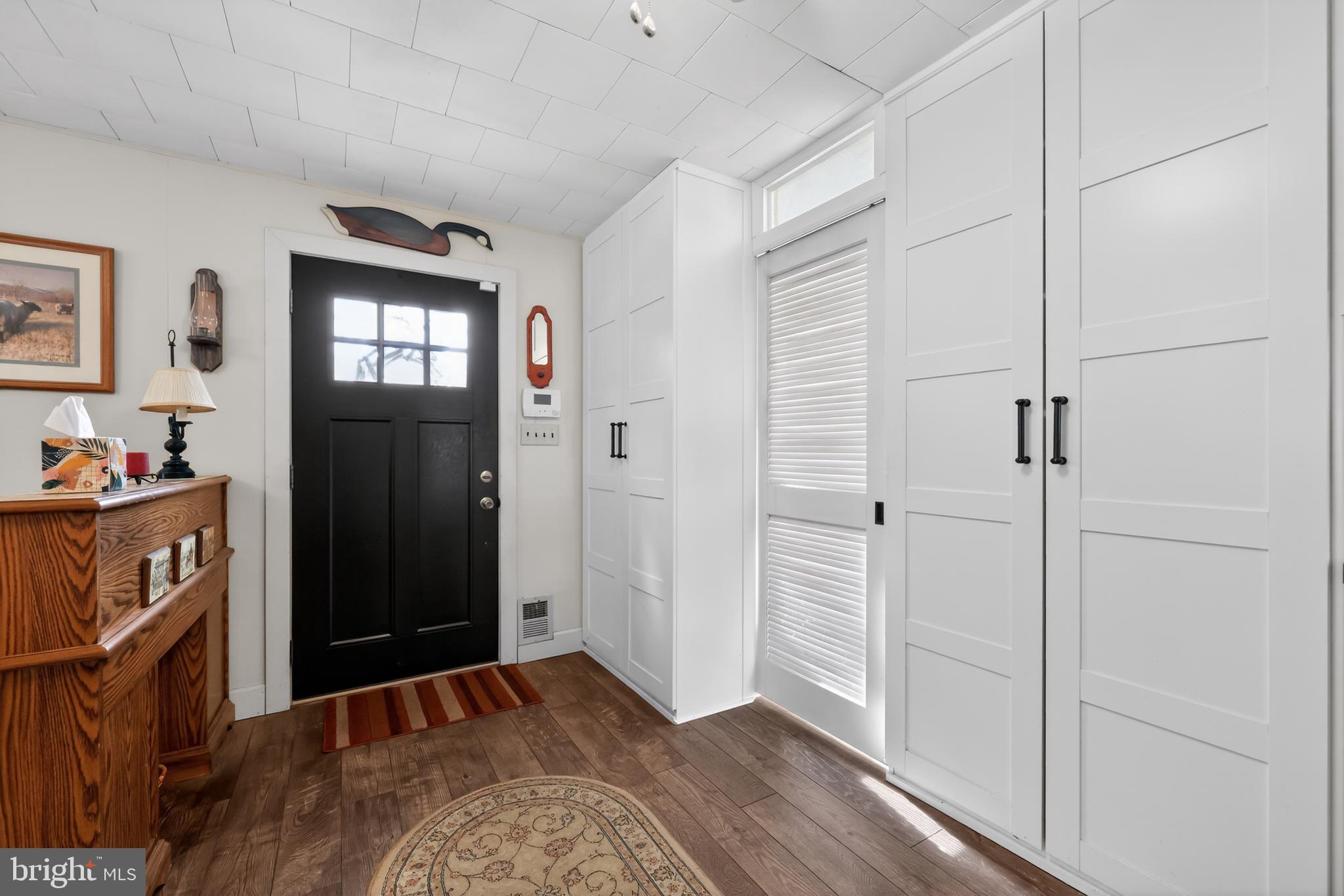 723 Salem Fort Elfsborg Road Salem, NJ 08079 - Photo 10 of 51 a view of hallway with wooden floor