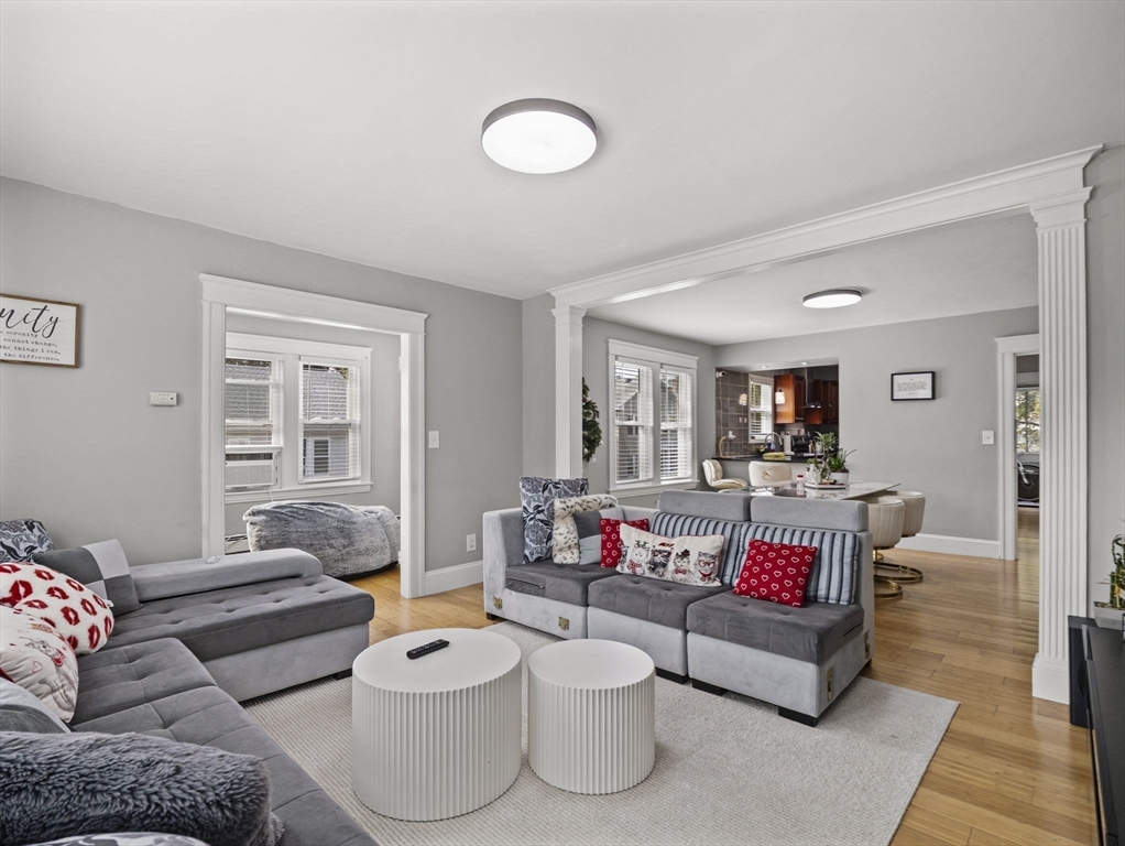 216 Providence Street Worcester, MA 01607 - Photo 11 of 26