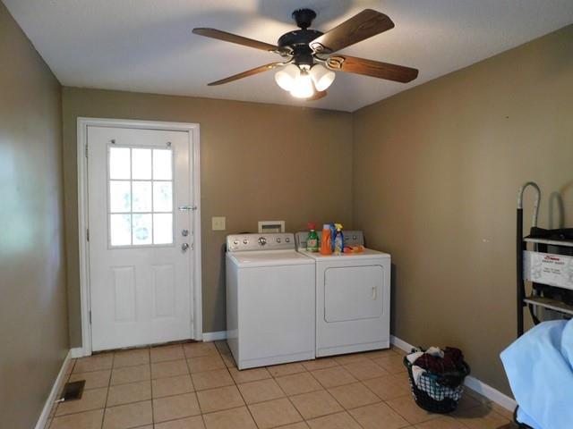 1241 Zenith Mill Road Roberta, GA 31078 - Photo 16 of 31 a room with cabinets and window
