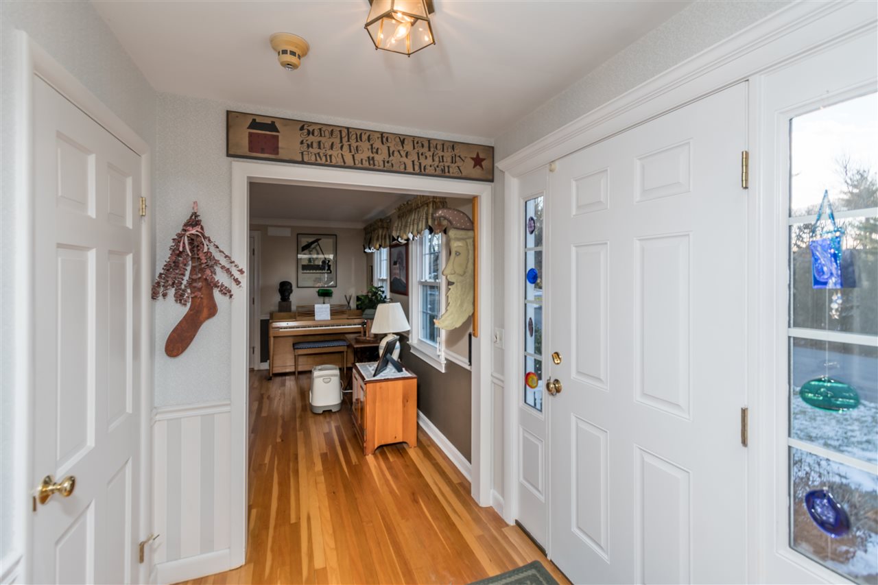 167 North Gate Road Manchester, NH 03104 - Photo 10 of 31 Gallery Image 10
