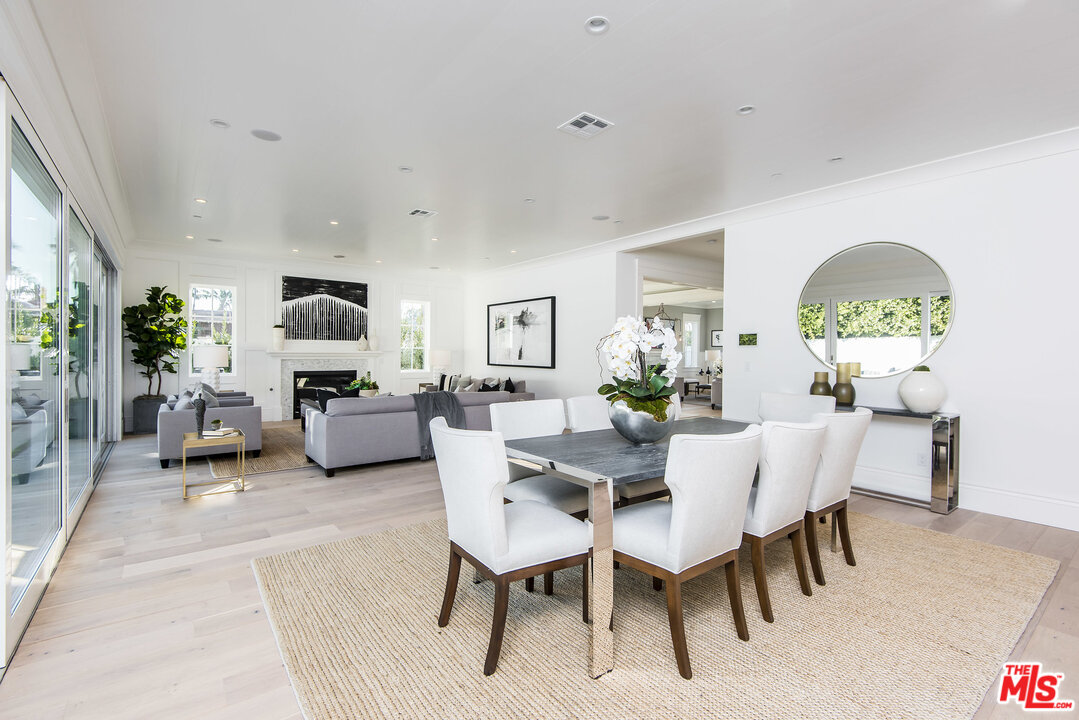107 Larkin Place Santa Monica, CA 90402 - Photo 20 of 51 a view of a dining room with furniture